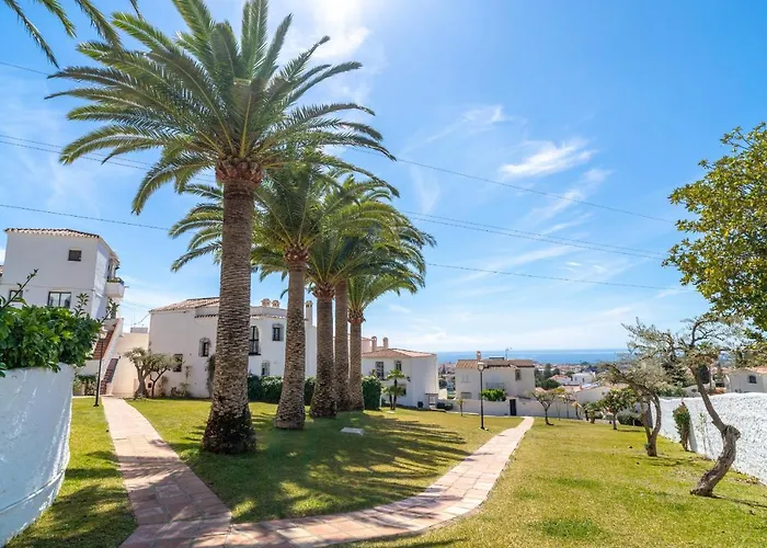 Naranjos 25a Private Pool Capistrano Village * Nerja