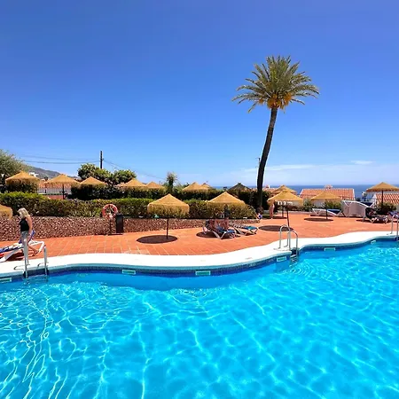 Naranjos 25a Private Pool Capistrano Village Nerja