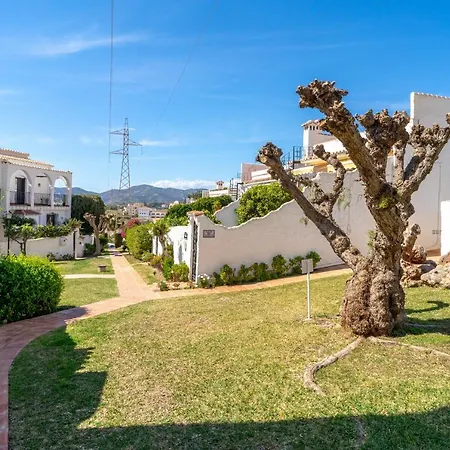 Naranjos 25a Private Pool Capistrano Village Nerja